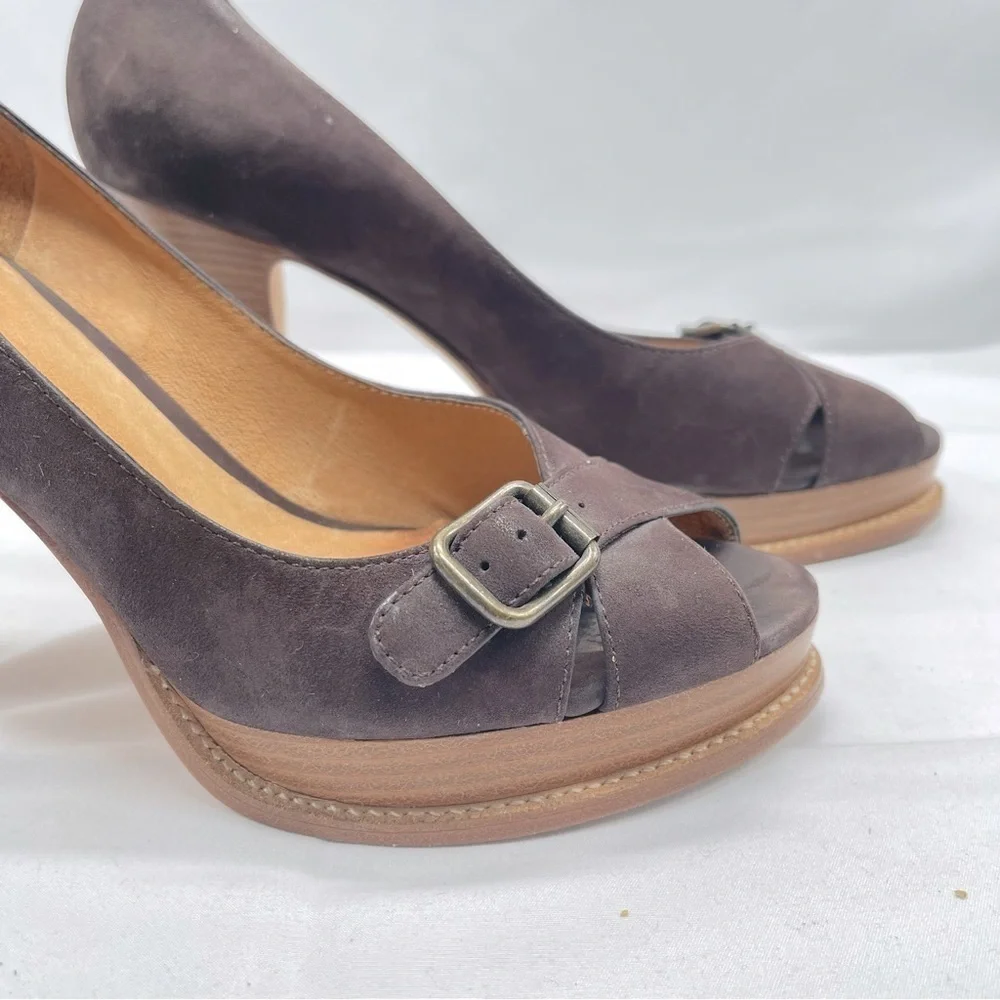 Kors Michael Kors Suede Buckle Open Toe Platform Pump Size 9M